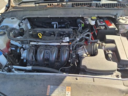 Used 2019 Ford Fusion S image 14