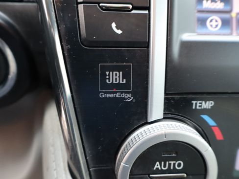 Used 2012 Toyota Camry XLE image 28