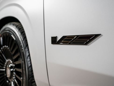 Used 2023 Cadillac Escalade V image 12