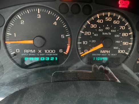 Used 2000 GMC Sonoma SL image 7