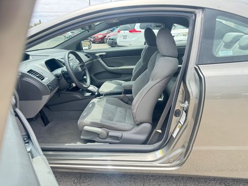 Used 2006 Honda Civic LX Coupe image 16