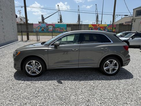 Used 2020 Audi Q3 quattro 2.0T Premium w/ S Line AWD/4WD image 8