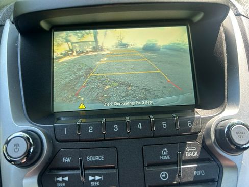Used 2016 Chevrolet Equinox FWD LT image 13