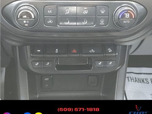 Used 2015 GMC Canyon SLE image 11