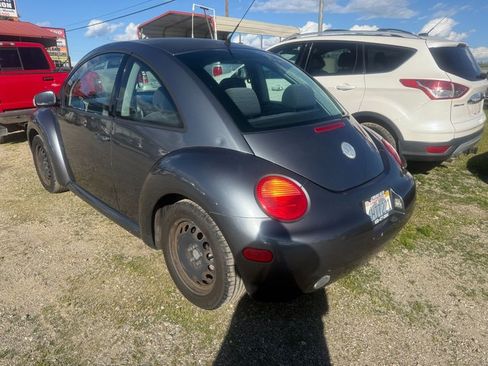 Used 2003 Volkswagen Beetle GL image 9
