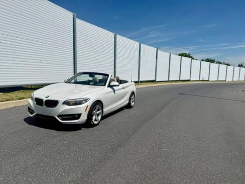 Used 2016 BMW 228i Convertible RWD image 41