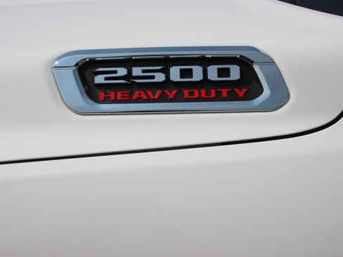 Used 2026 RAM 2500 4x4 Crew Cab Big Horn image 15