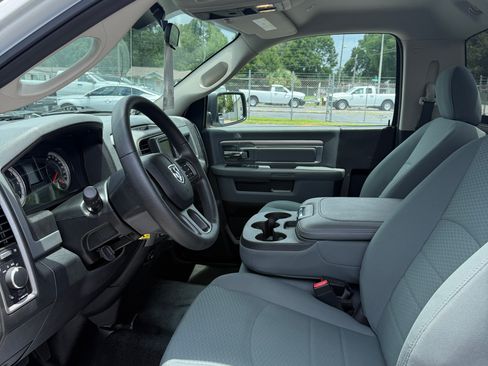 Used 2017 RAM 1500 4x4 Regular Cab Tradesman image 8