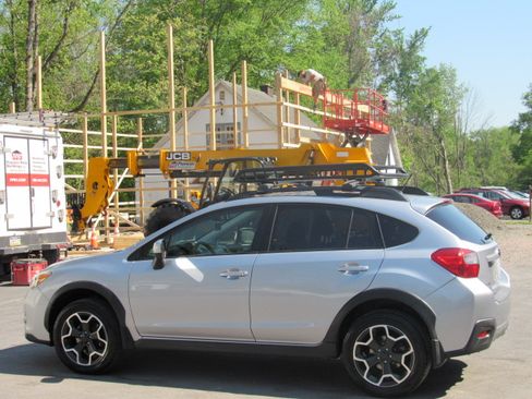 Used 2014 Subaru XV Crosstrek 2.0i Premium AWD/4WD image 4