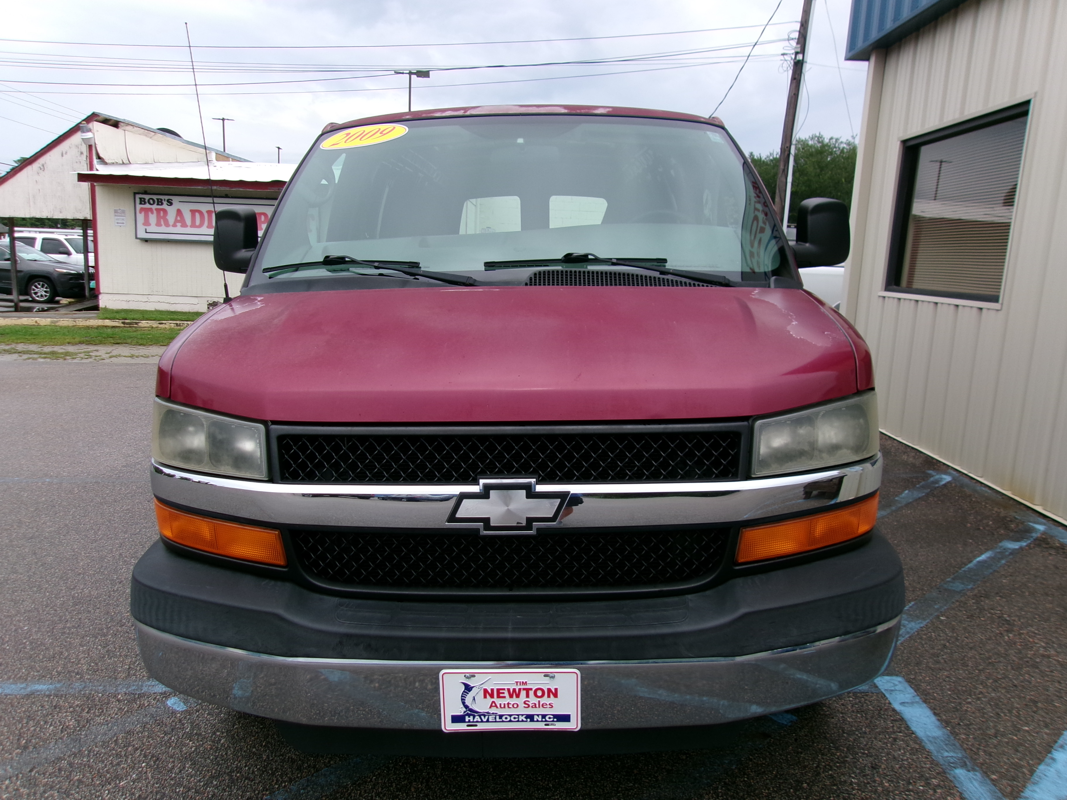 Used 2009 Chevrolet Express 2500 RWD image 8