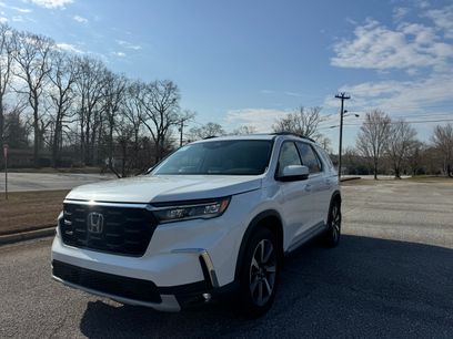 Used 2025 Honda Pilot Touring
