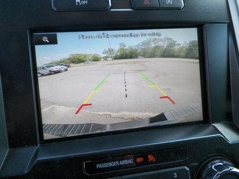 Used 2015 Ford F150 image 18