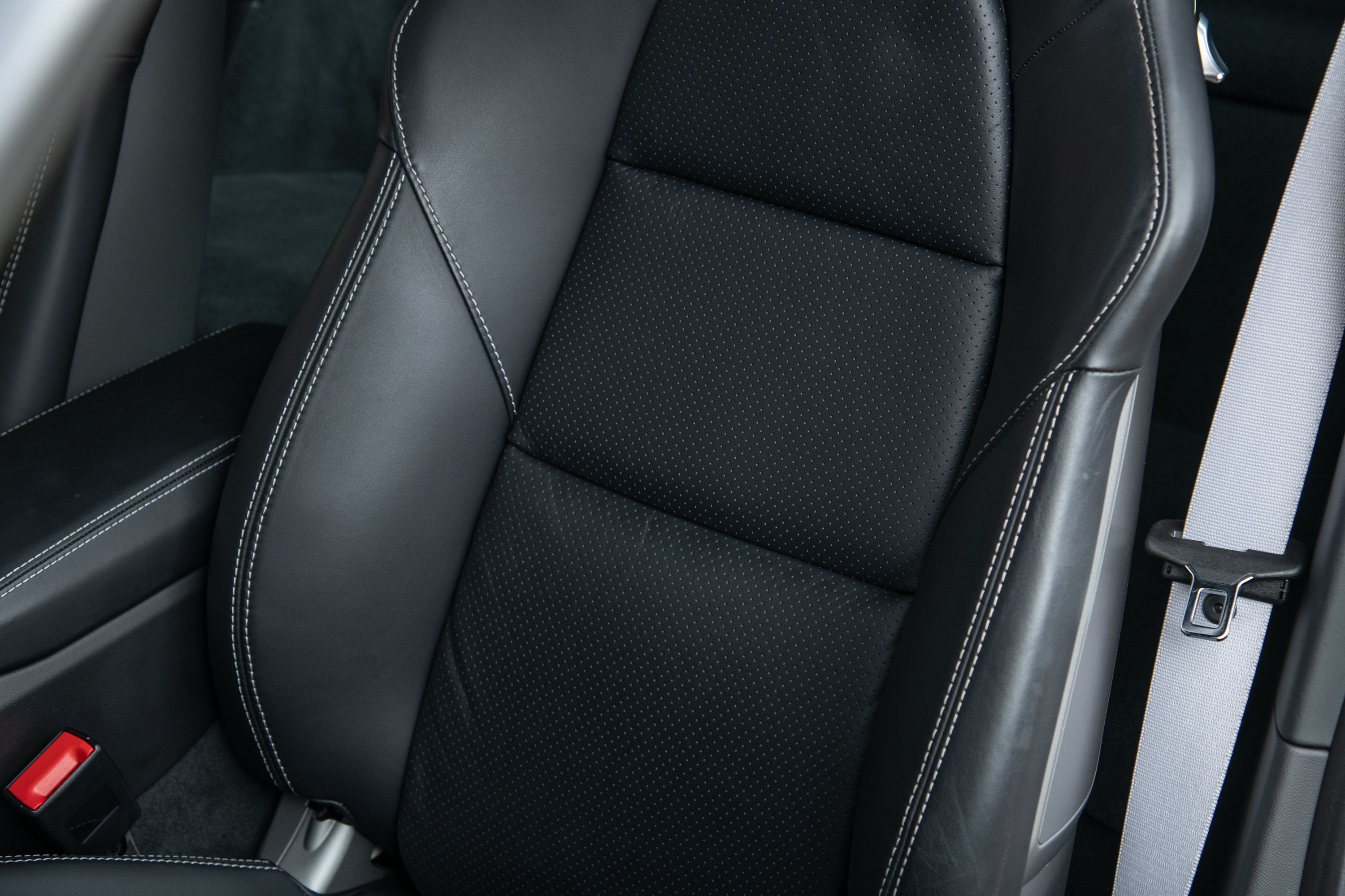 Used 2016 Porsche 911 R RWD image 19