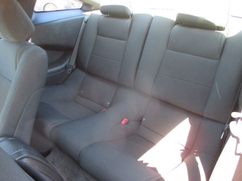Used 2014 Ford Mustang image 9