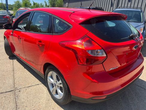 Used 2014 Ford Focus SE FWD image 10