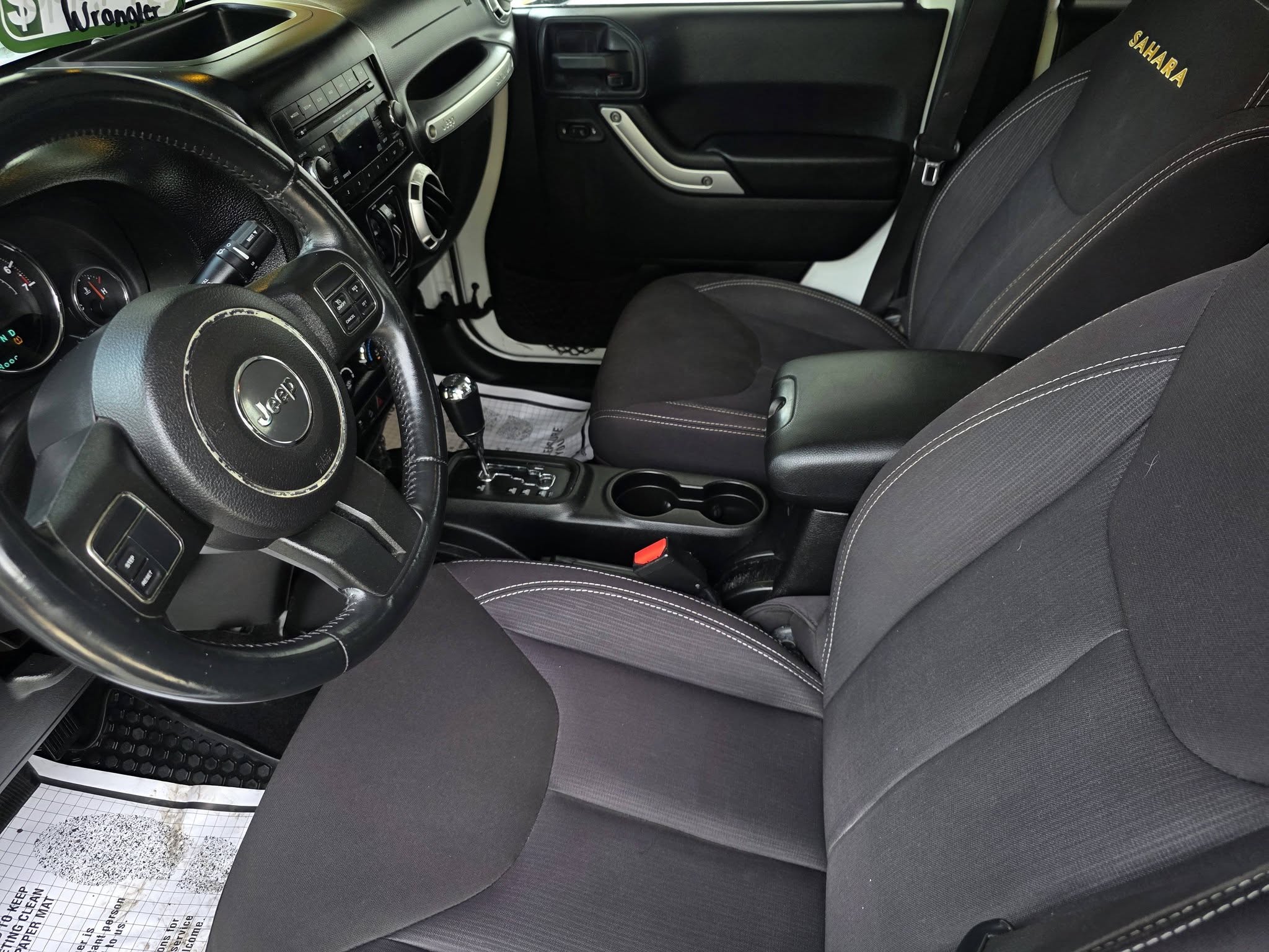 Used 2014 Jeep Wrangler 4WD Unlimited Sahara image 15