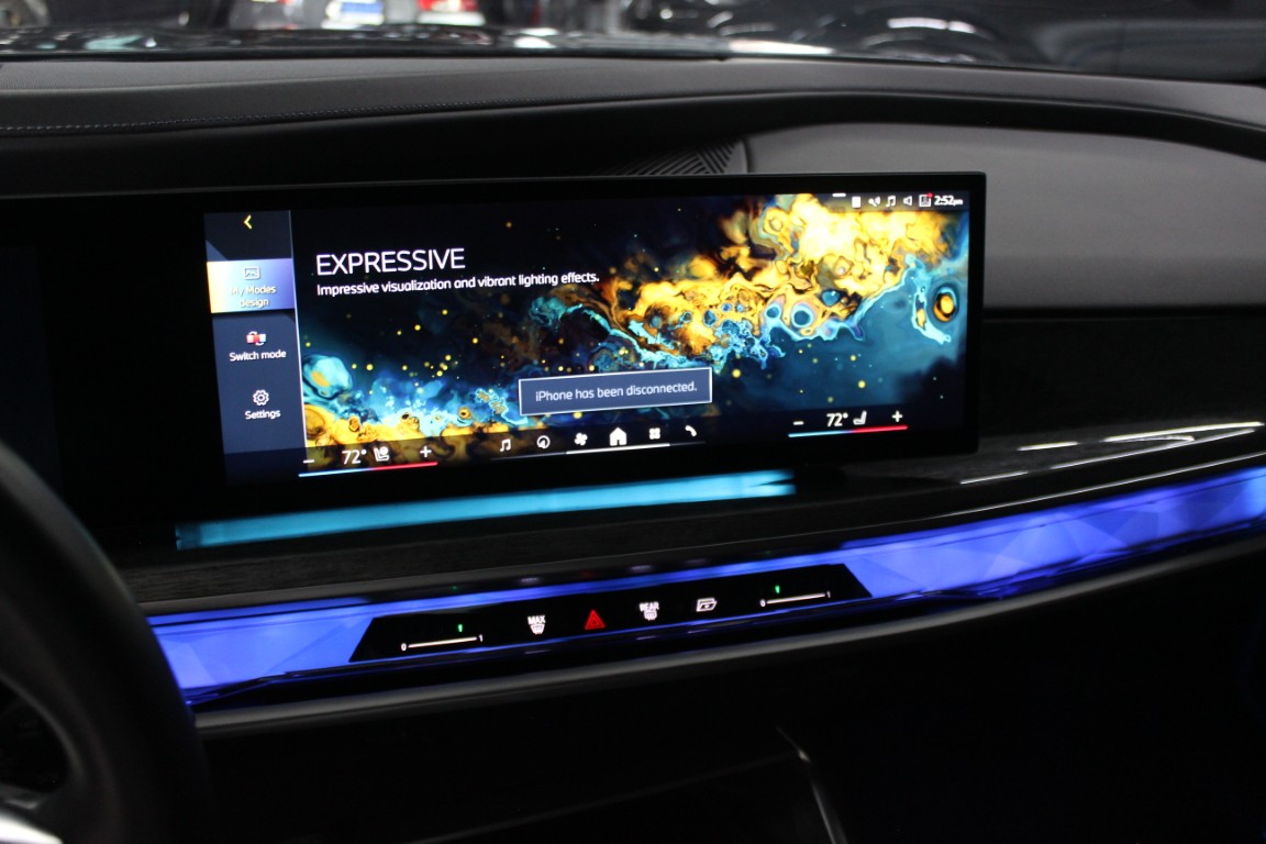 Used 2024 BMW i7 eDrive50 RWD image 33