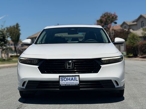 Used 2024 Honda Accord EX image 4