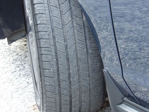 Used 2024 Honda Accord EX image 11