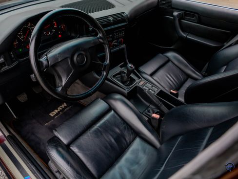 Used 1991 BMW M5 image 27