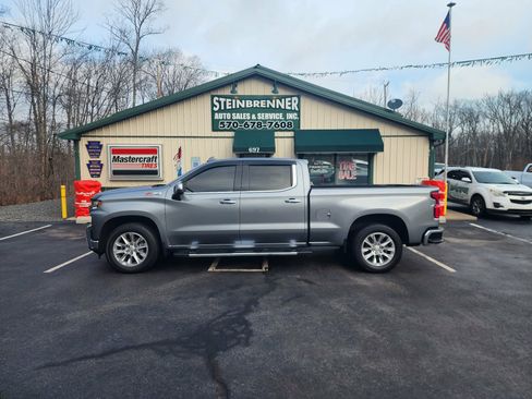 Used 2021 Chevrolet Silverado 1500 LTZ AWD/4WD image 1