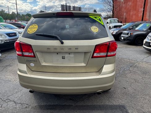 Used 2011 Dodge Journey AWD Mainstreet image 4