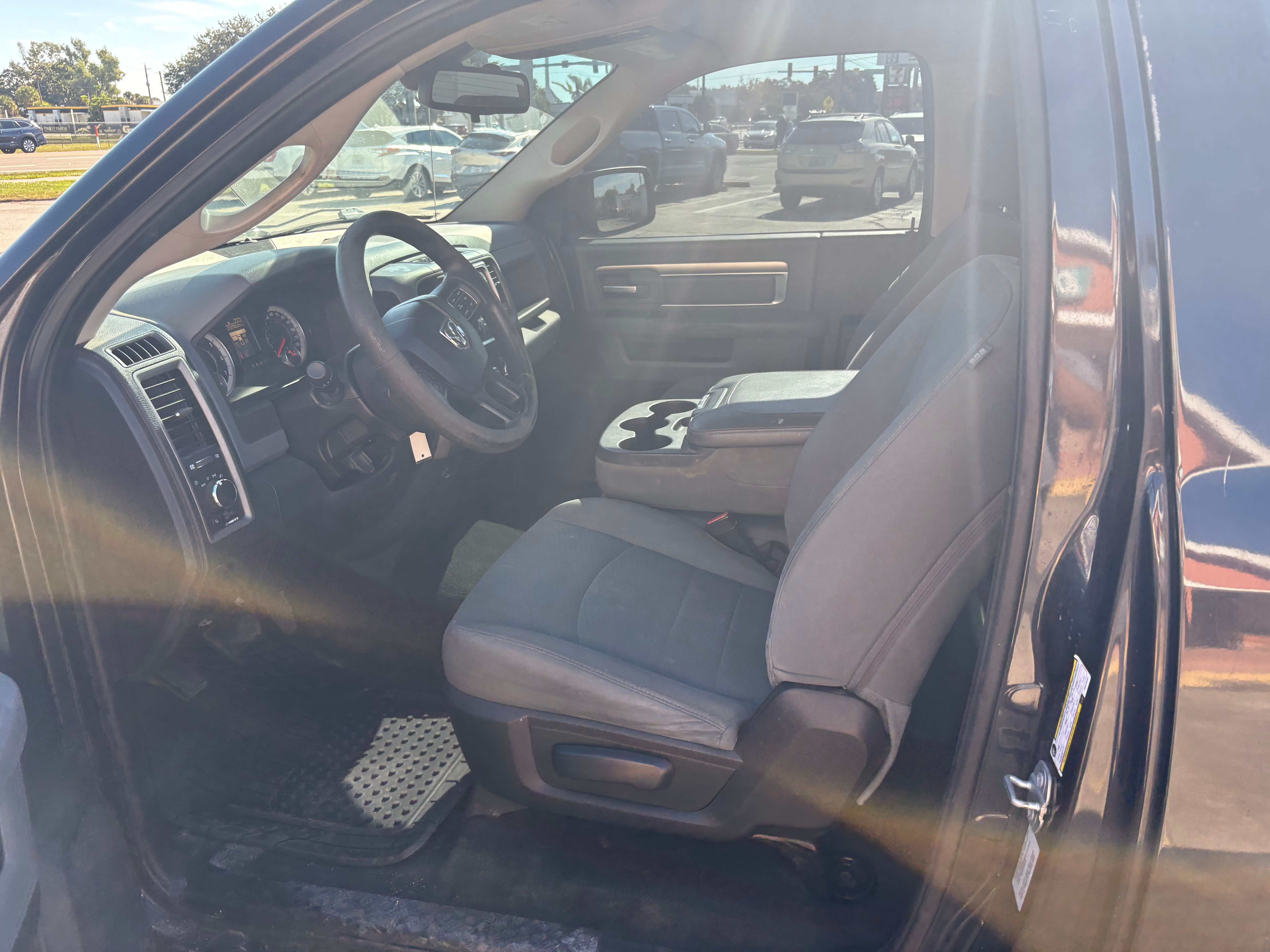 Used 2016 RAM 1500 Express RWD image 6