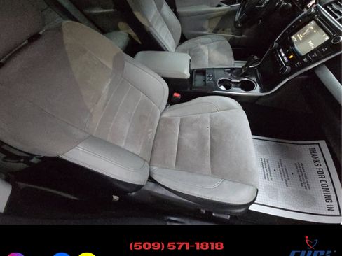 Used 2016 Toyota Camry XSE image 20