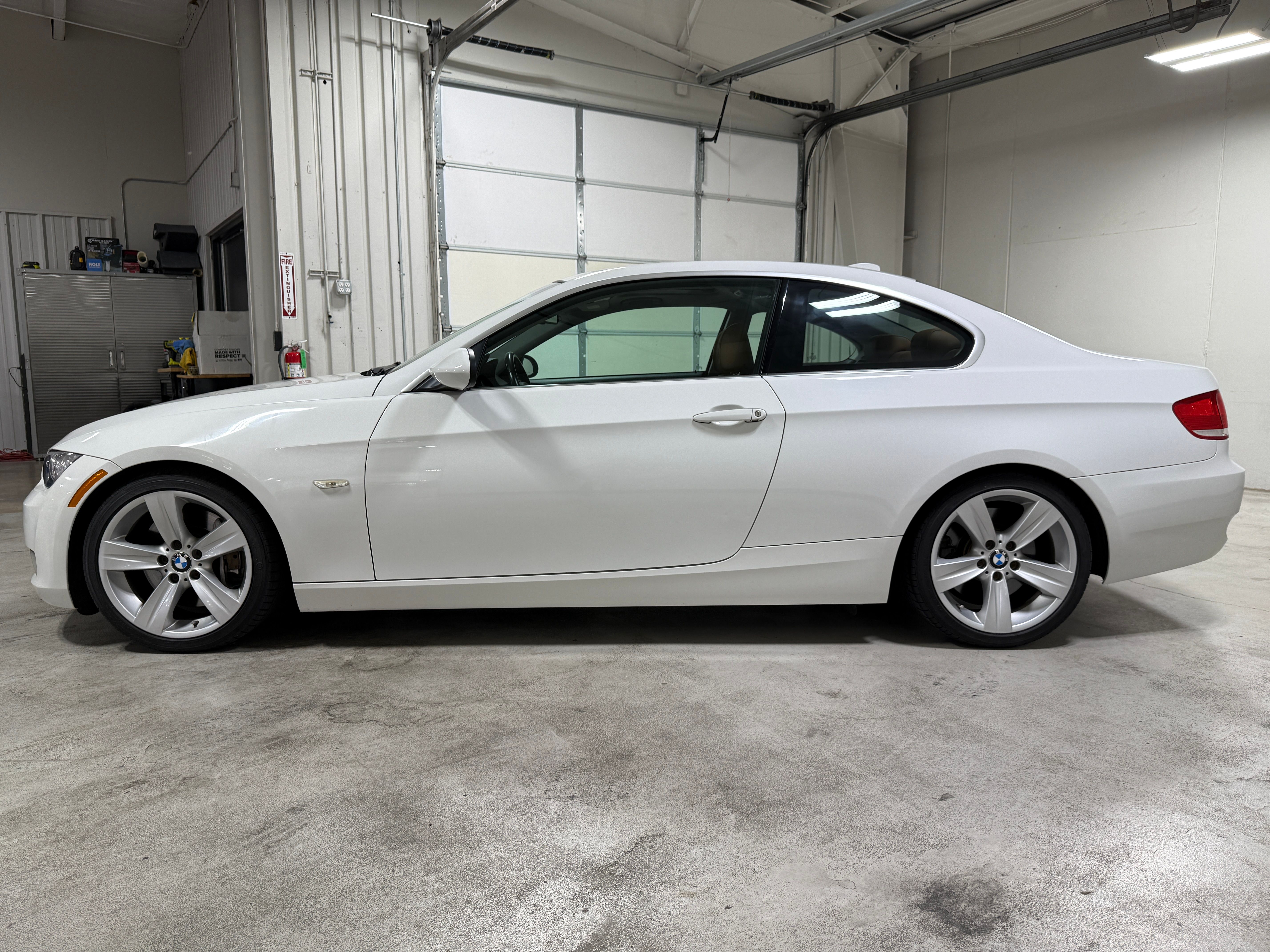 Used 2008 BMW 335i Coupe RWD image 9