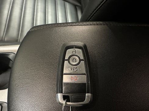 Certified 2024 Ford Edge SEL image 31