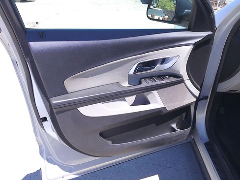 Used 2014 Chevrolet Equinox 2WD LS image 9
