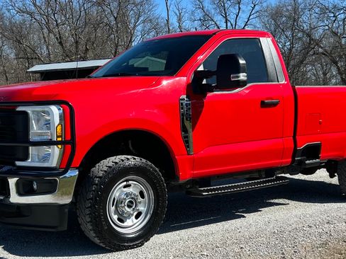 Used 2024 Ford F250 XL image 13