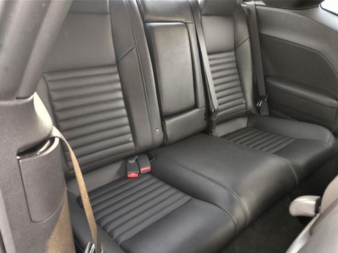 Used 2009 Dodge Challenger R/T image 12