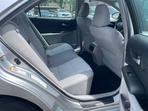 Used 2014 Toyota Camry LE image 18