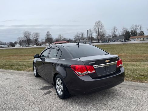 Used 2014 Chevrolet Cruze LT image 6