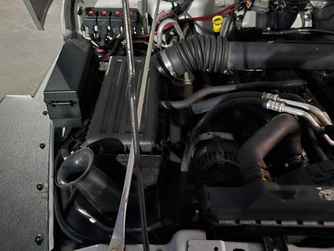 Used 2005 Jeep Wrangler Sport image 34