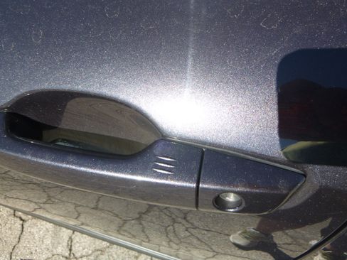 Used 2017 Honda CR-V EX-L image 11