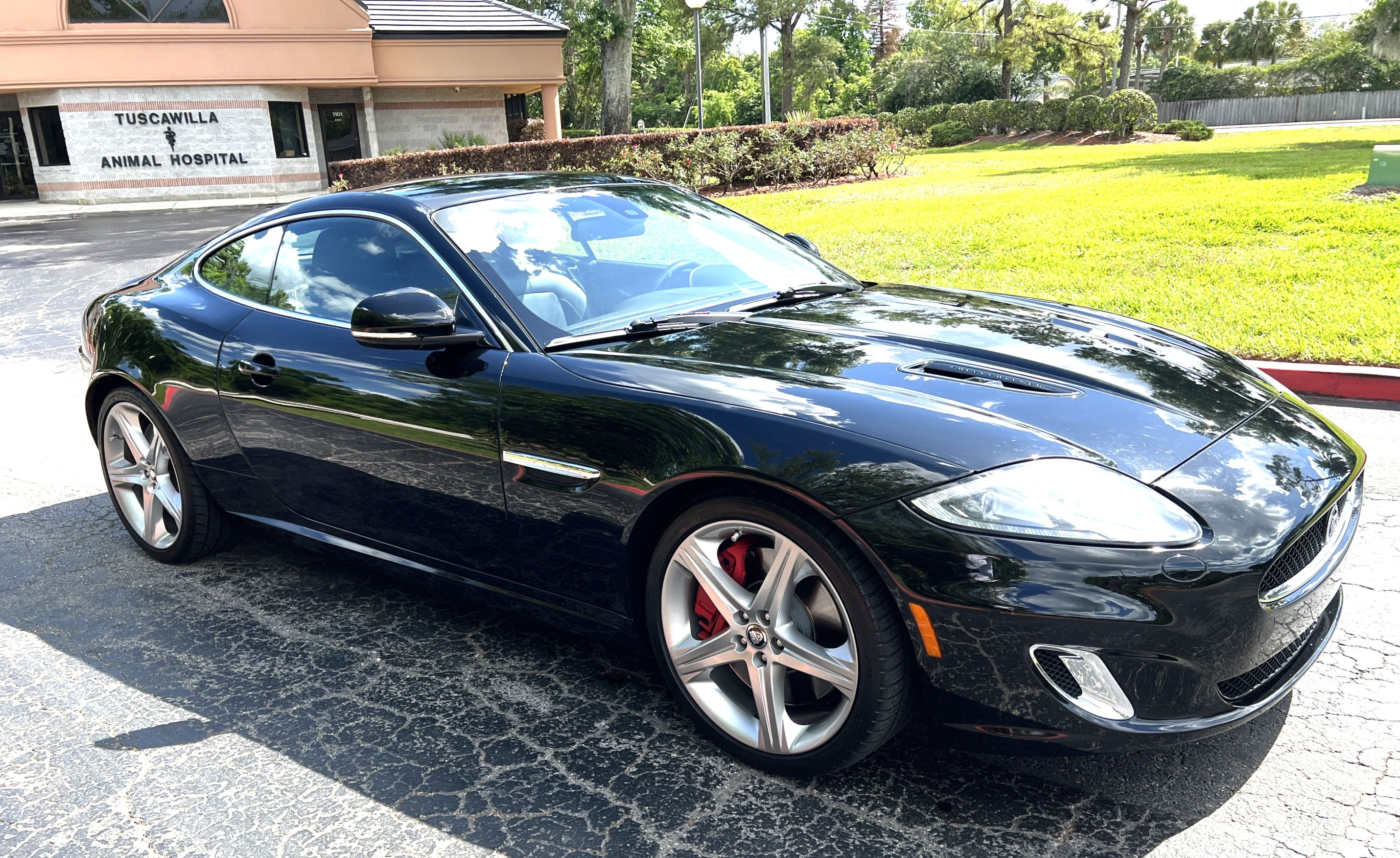 Used 2013 Jaguar XK R Coupe RWD image 24