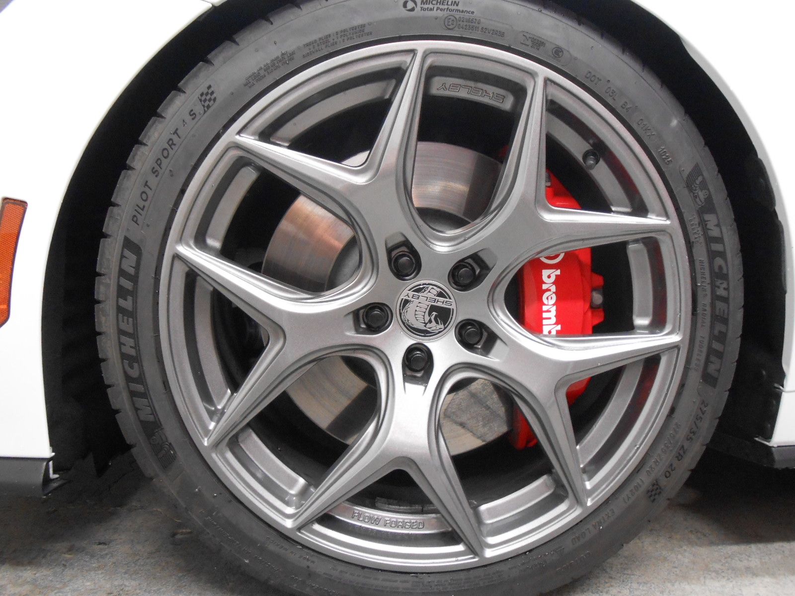 Used 2025 Ford Mustang Shelby GT350 RWD image 6