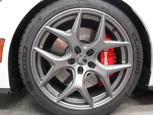 Used 2025 Ford Mustang Shelby GT350 RWD image 6