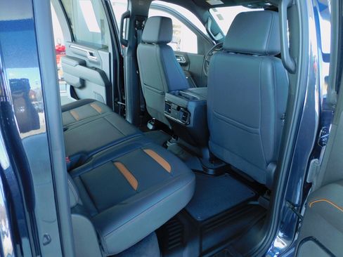 Used 2024 GMC Sierra 3500 AT4 image 29