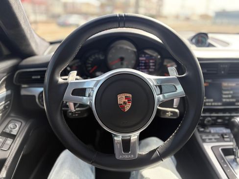 Used 2015 Porsche 911 Carrera 4S image 14