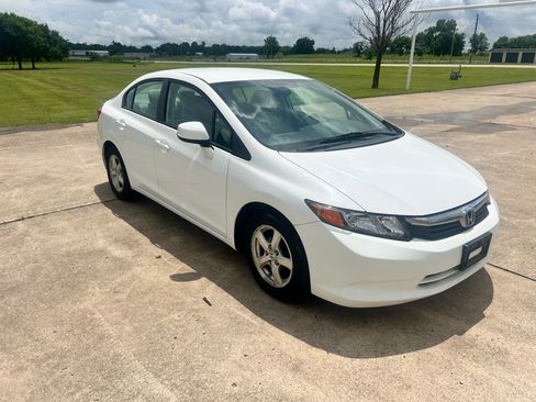 Used 2012 Honda Civic Natural Gas Sedan image 3