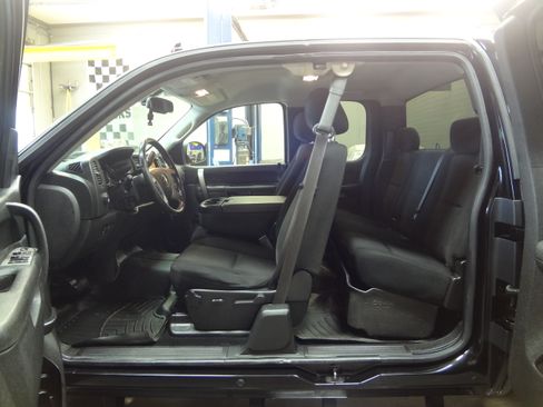 Used 2011 Chevrolet Silverado 2500 LT image 20