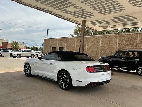 Used 2019 Ford Mustang GT Premium Convertible 2D RWD image 7