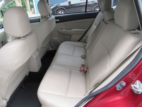 Used 2014 Subaru XV Crosstrek 2.0i Limited AWD/4WD image 14