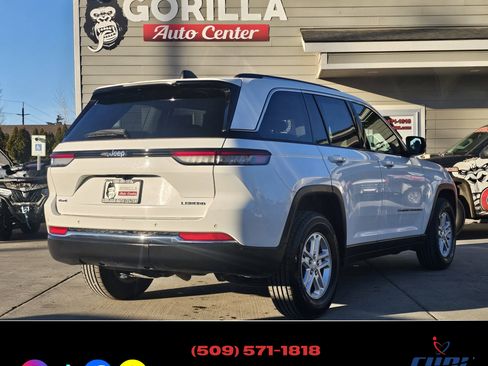 Used 2024 Jeep Grand Cherokee Laredo image 6