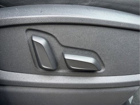 Used 2023 Audi Q5 2.0T Premium image 45