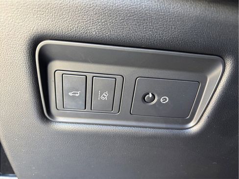 Used 2016 Land Rover Range Rover Sport HSE image 36