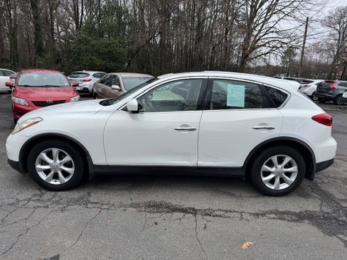 Used 2010 INFINITI EX35 Journey image 7